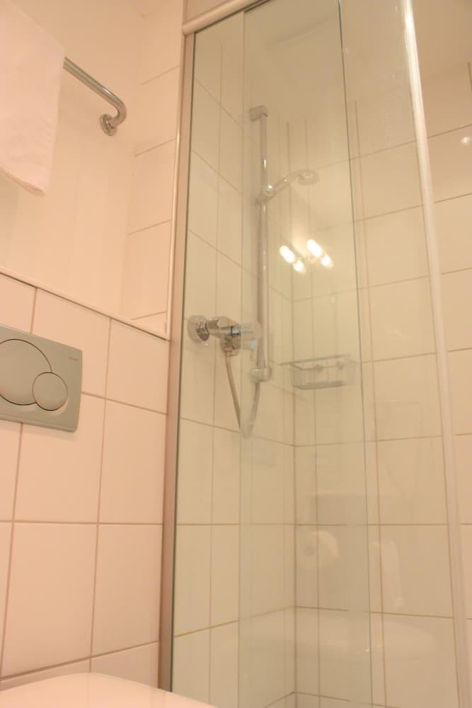 Admiral Hotel 3*