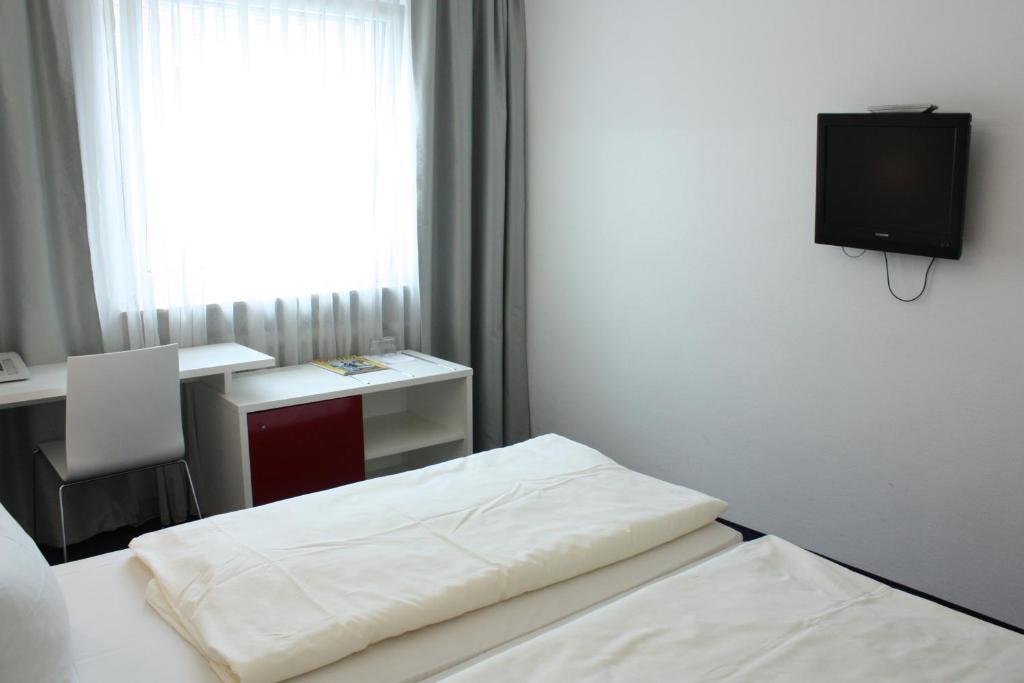 Hotel Admiral 3*