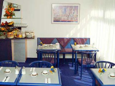 Admiral Hotel 3*